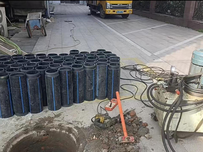 海北PE置换管厂家 DN315置换管 非开挖管短管置换